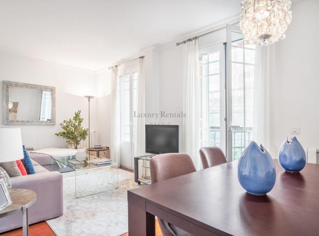 Charming 2-Bedroom Apartment In Retiro Perfect Madrid Location Ngoại thất bức ảnh